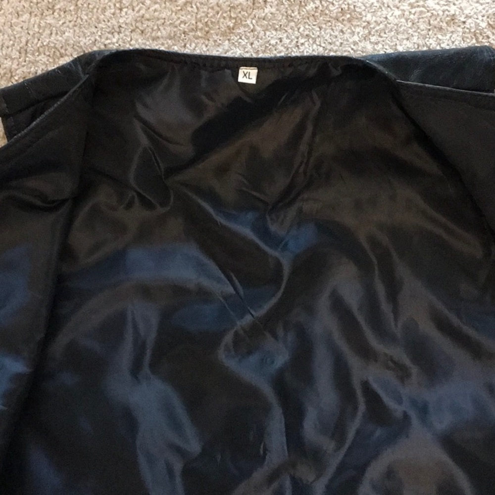 Vintage Leather Vest XL (runs small) BLACK - Picture 4 of 7
